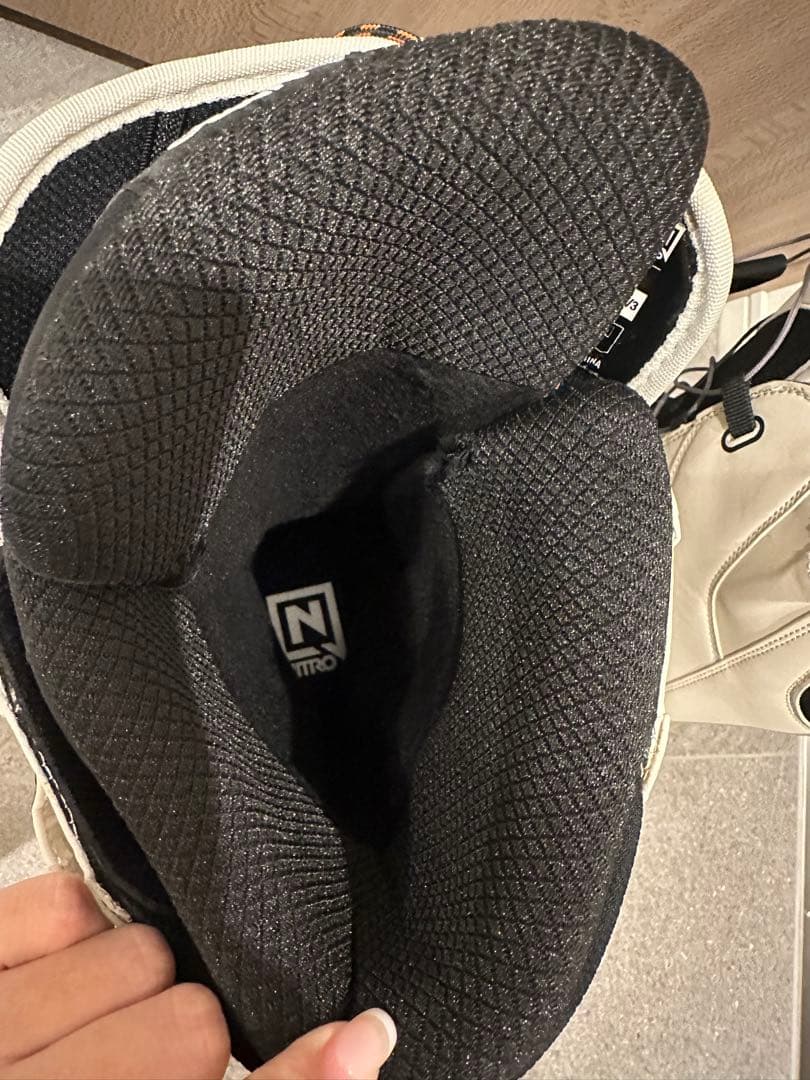 NITRO スノーボードブーツ ホワイト/ブラック