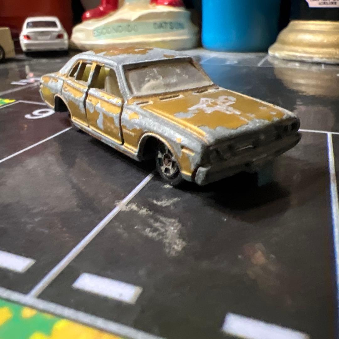 希少香港トミカ　日産セドリック　本体のみ