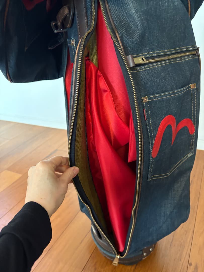 デニムキャディバッグ 赤い刺繍