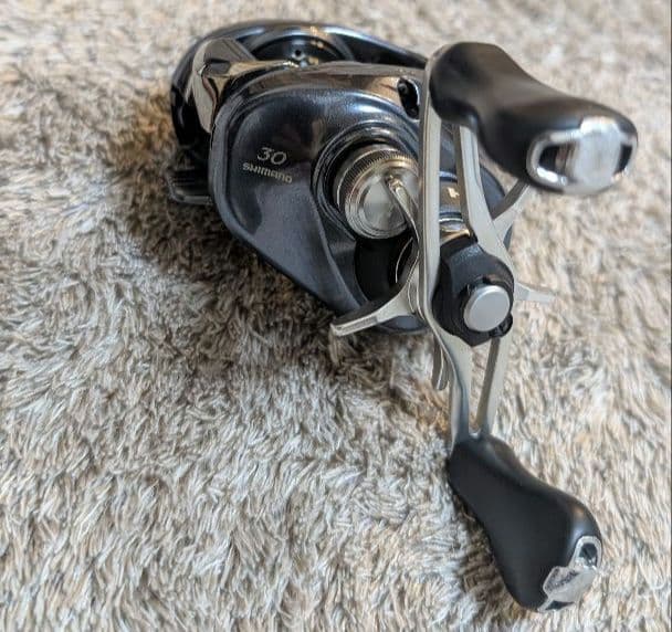 シマノ　アルデバラン１８　MGL