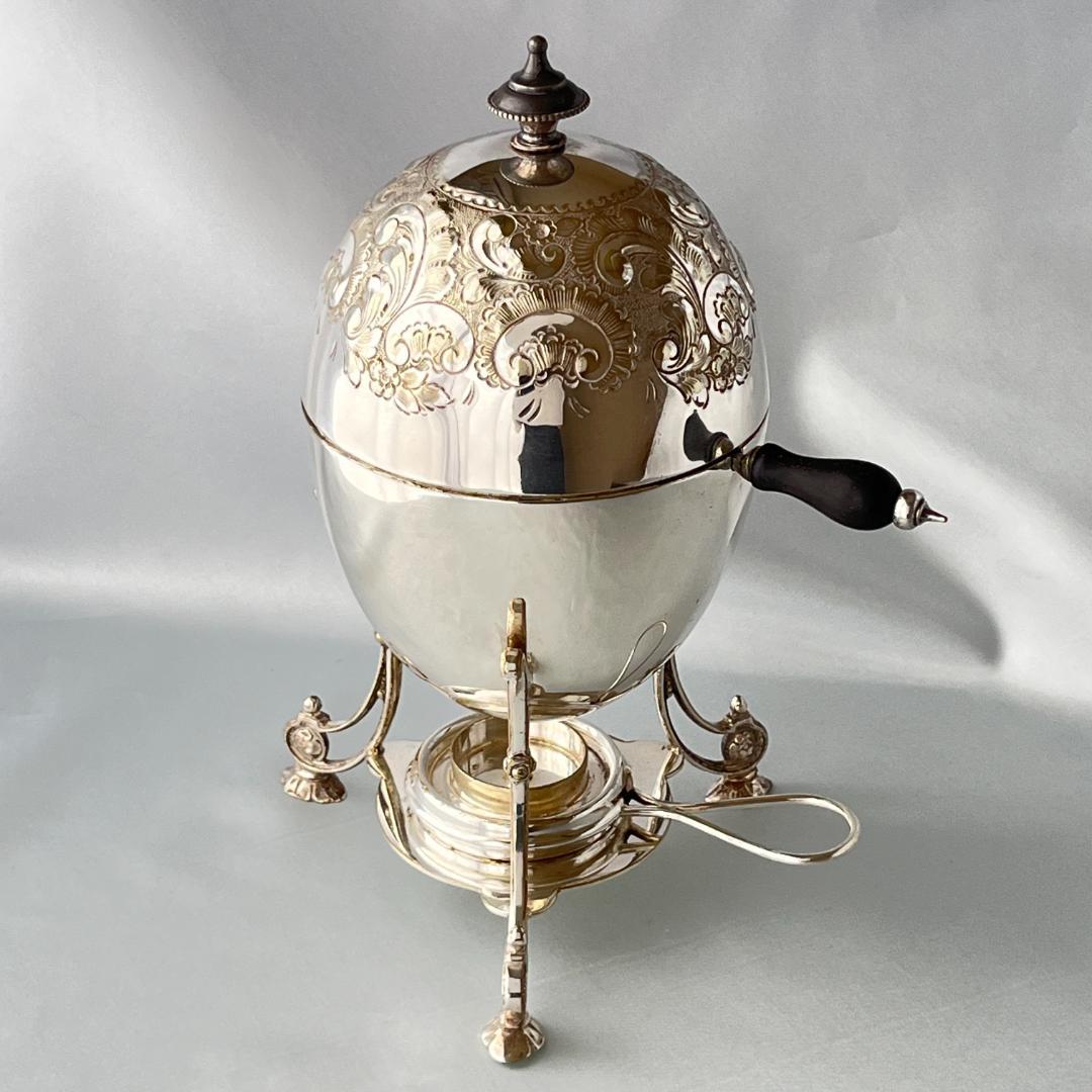 【Daniel & Arter】 ビクトリアンのエッグウォーマー エンボスの装飾