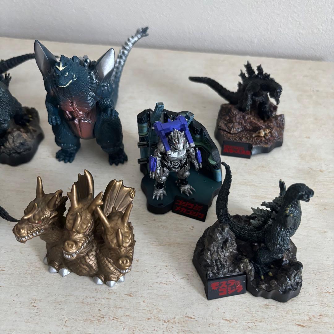 ゴジラ　メガゴジラ　ガメラ　フィギュアセット売り　計14点