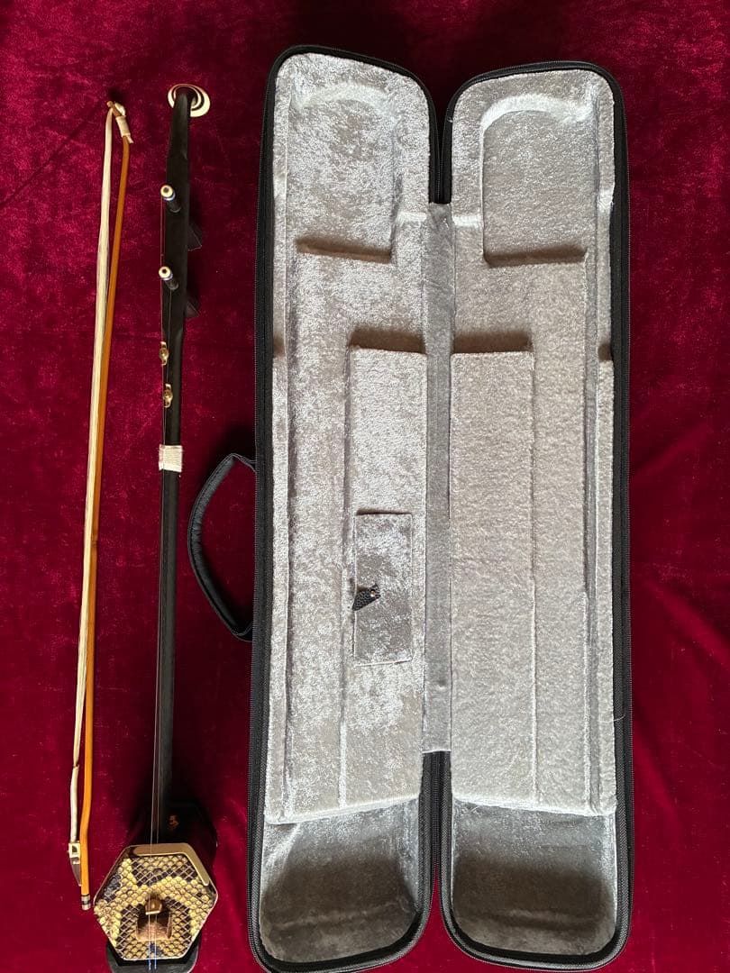 二胡★中古品★黒檀★無傷★十年保証★必需品揃い★100％評価