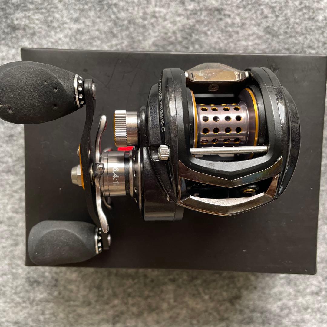 アブガルシアベイトリール/REVOパワークランク6/ギア比6.4:1 美品中古