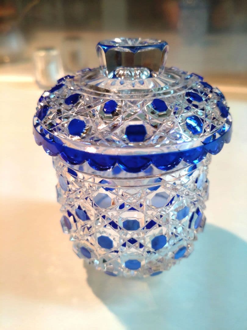 江戸切子　蓋物