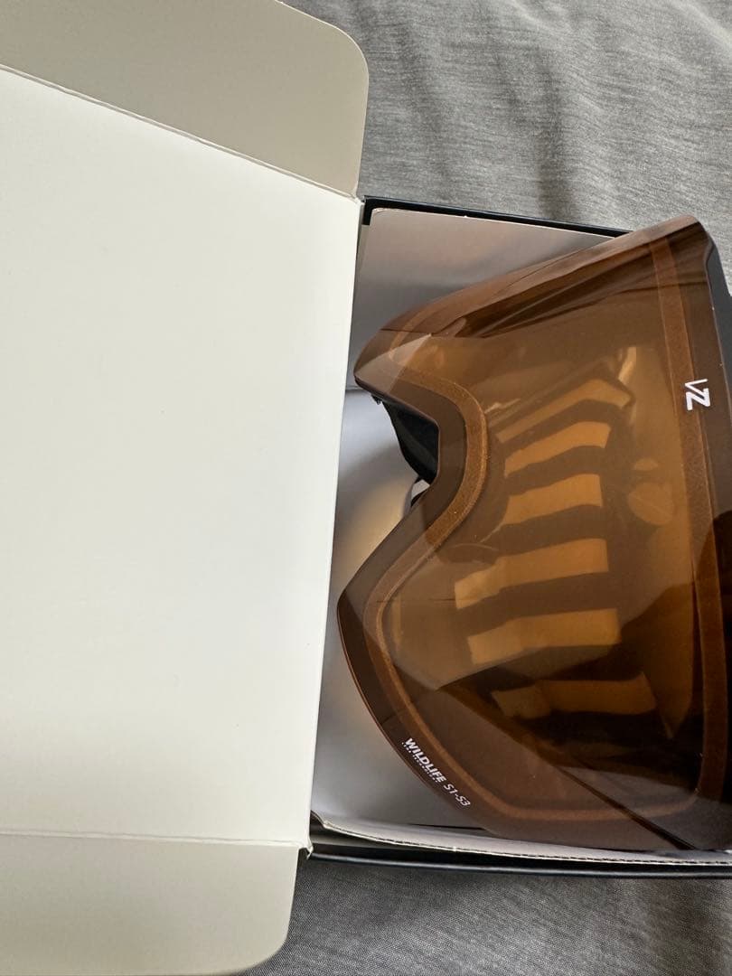 ボンジッパー　アウトロ　VONZIPPER VZ 調光レンズ　ゴーグル