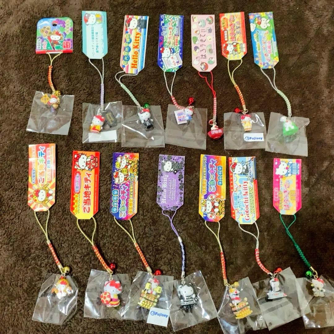 レア含む　ご当地キティ　359個　ロリータ/イチゴ根付/コラボ/非売品　おまとめ