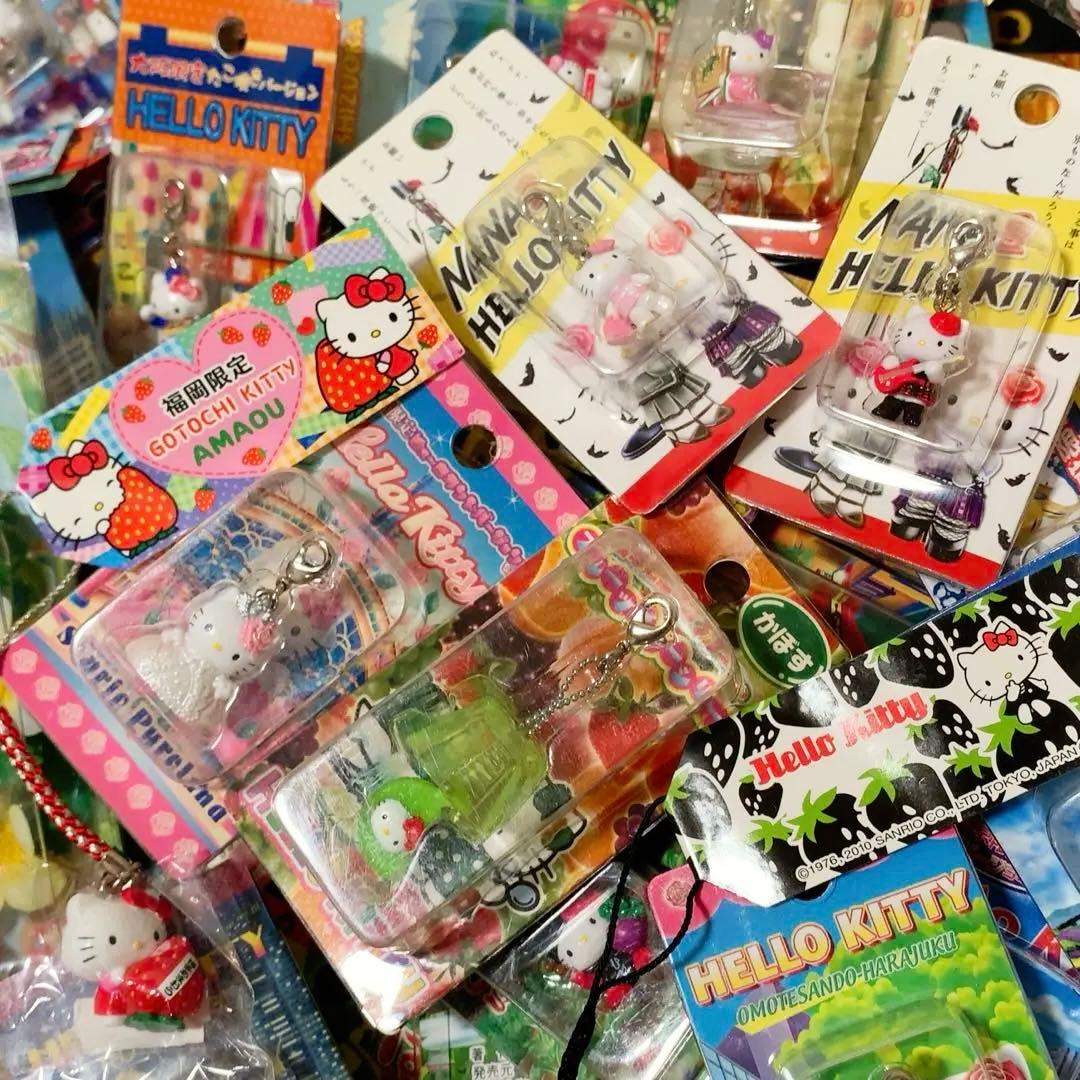 レア含む　ご当地キティ　359個　ロリータ/イチゴ根付/コラボ/非売品　おまとめ