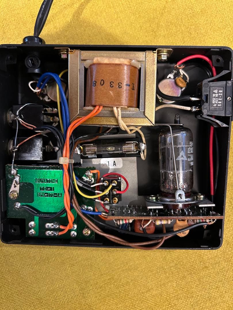 Guyatone Tube Distortion TD-1 真空管搭載