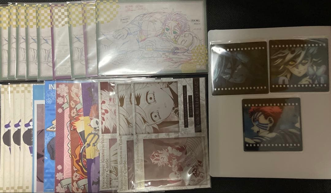 鬼滅の刃　グッツ　500点以上　まとめ売り　(総額37万円相当)