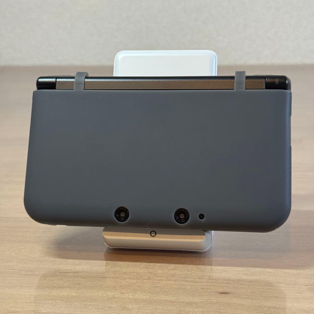 5-240【ほぼ未使用】ニンテンドー3DS LL ブラック