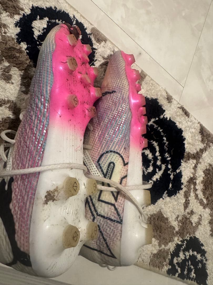 プーマ　スパイク　フューチャー　27センチ