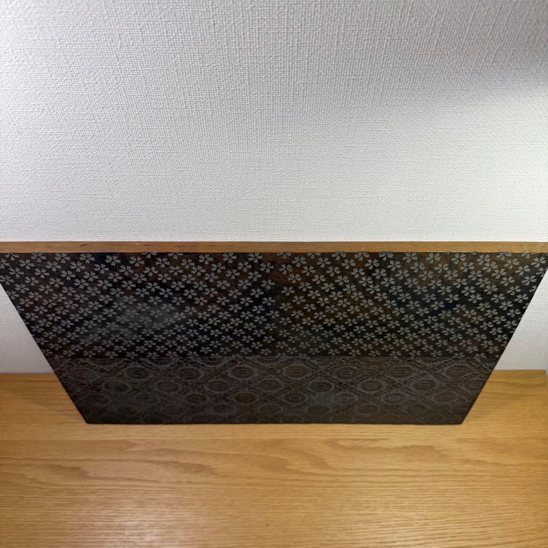 和風 木製アートパネル 木彫り 板 飾り台 / 伝統文様 菊・桜