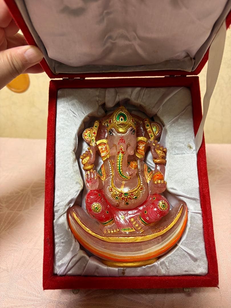 インド購入ローズクォーツガネーシャ像 約15cm天然石、専用箱付き