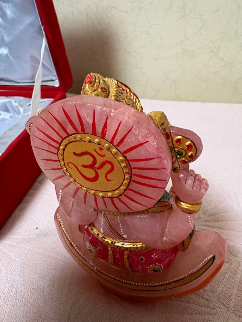 インド購入ローズクォーツガネーシャ像 約15cm天然石、専用箱付き