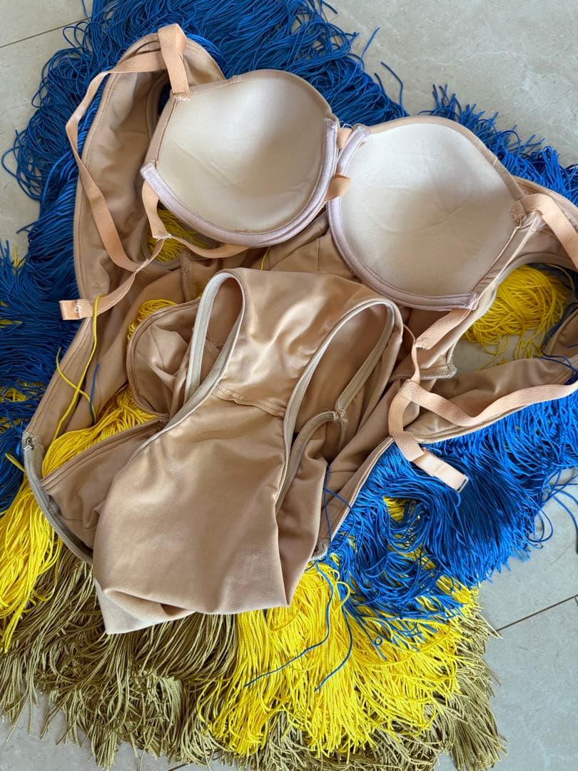 社交ダンス　フリンジ　ラテンドレス　ブルー✖️イエロー✖️ゴールド Ｍ