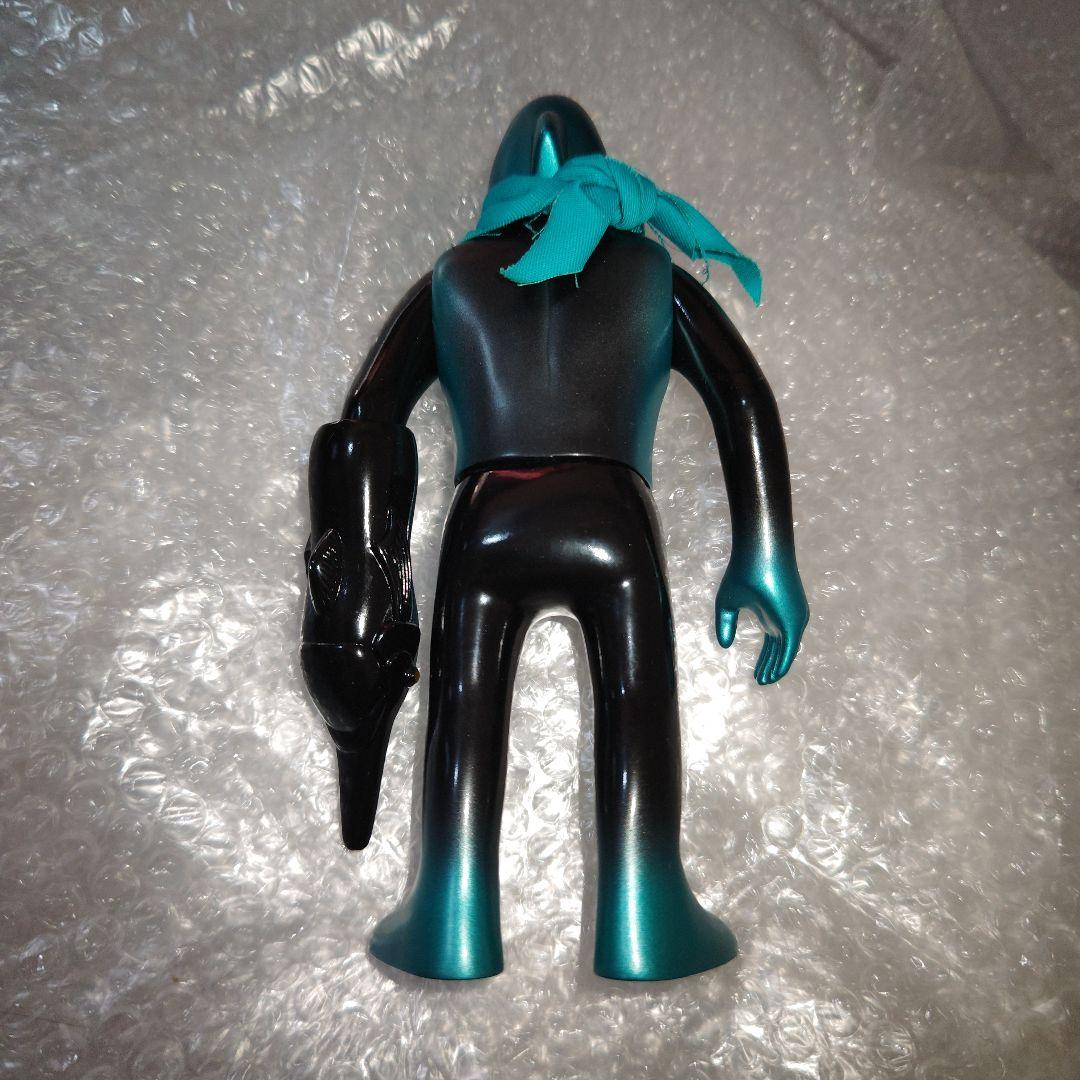 パンクドランカーズ　鮫人　ソフビ　黒/緑