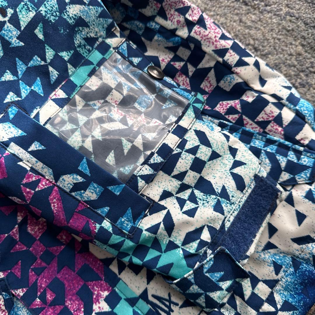 NINA 幾何学模様 防水　上下セット130子ども用