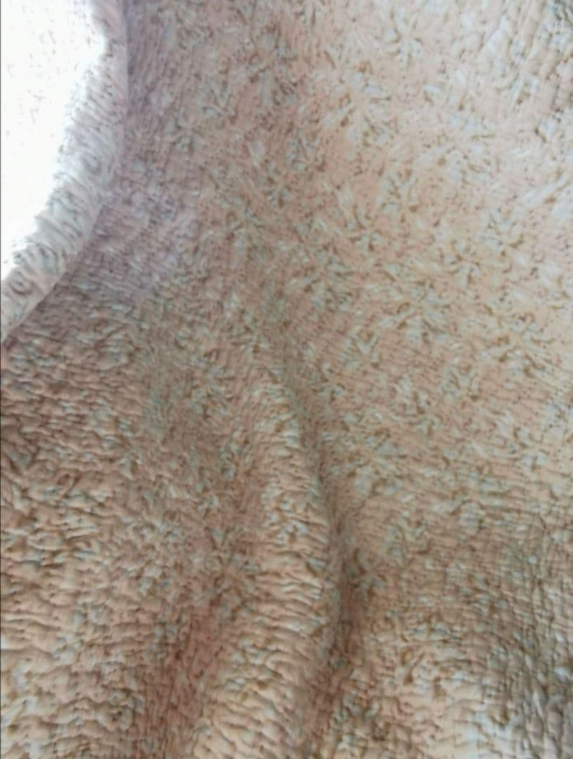 英国アンティーク ウェールズ/ダーラムキルト 肉厚ブティ風 ベージュボタニカル柄