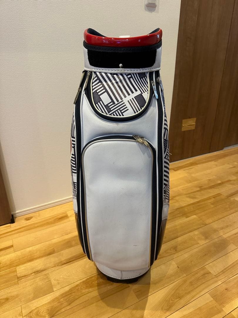 ブリヂストンキャディバック　2023メジャーコレクション　CBG370 9.5型