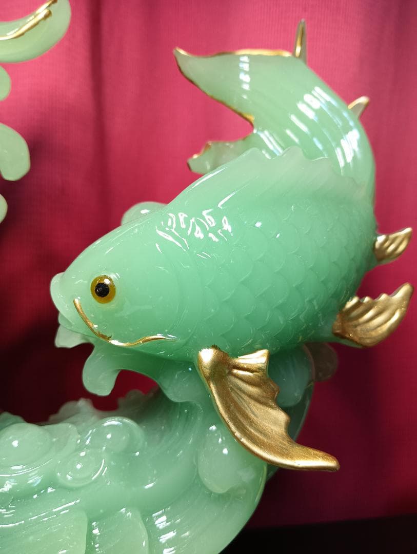 中国風水飾り　緑の魚彫刻置物