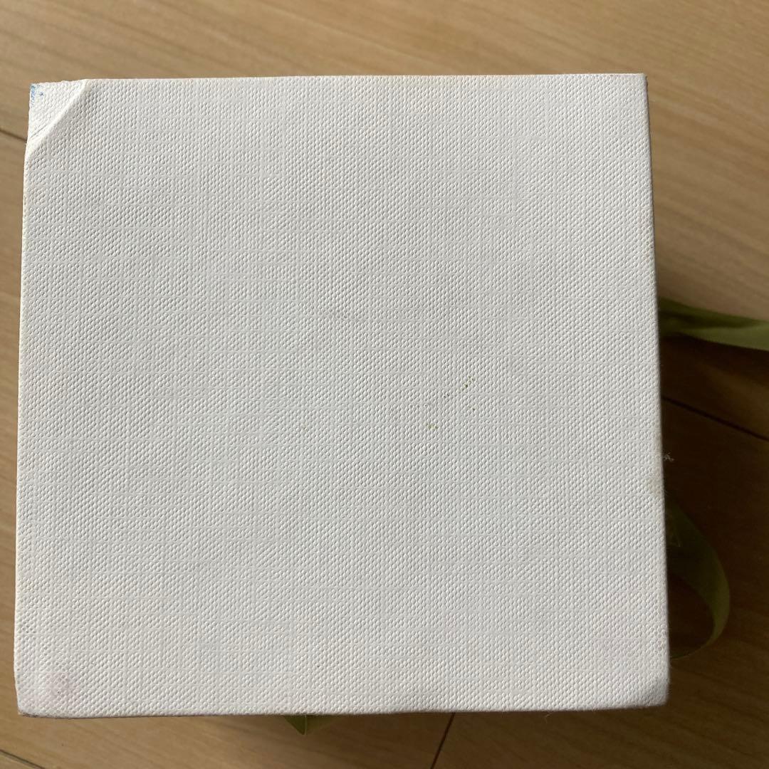 ヴァンクリーフアンドアーペル　箱