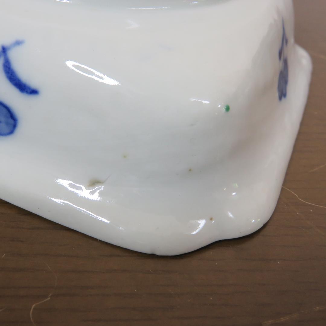 角皿 金彩 色絵付 蝶 へちま 菊 花文様 変形 古伊万里