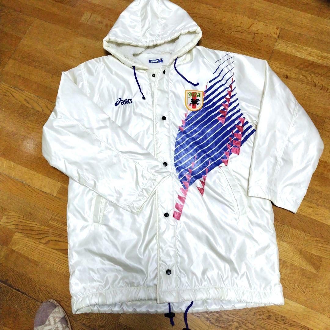 Asics ホワイト ピステ フード付き
