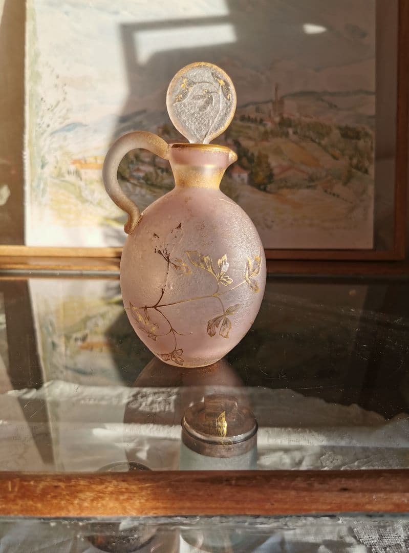 アンティーク ドームナンシー 駒草金彩デキャンタ ラヴェンダーピンク キャラフ