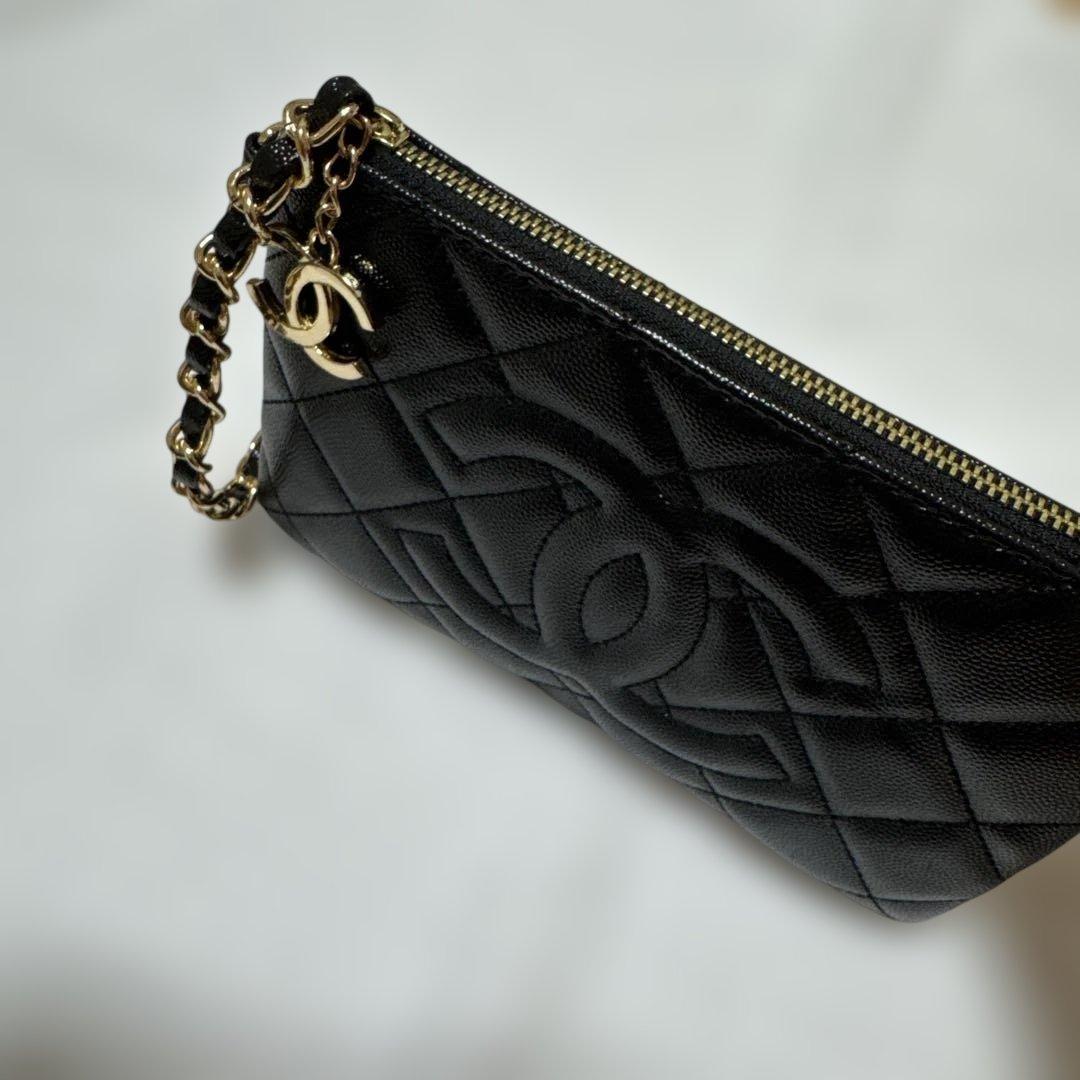 CHANEL ブラック ポーチ　ノベルティ