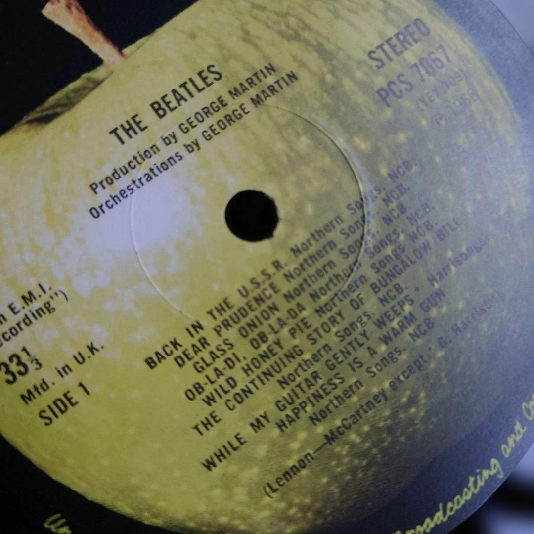 UKニアミント盤The Beatles ホワイトアルバム