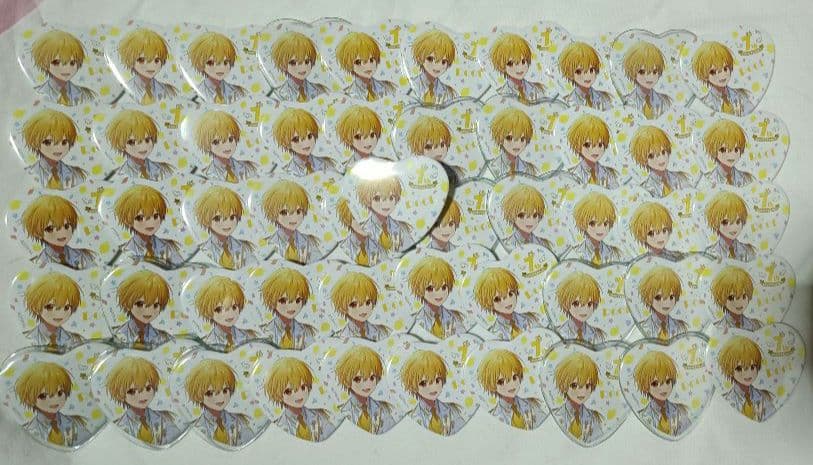 すとぷり　るぅと　ハートの缶バッチ　7周年　Anniversary 等身