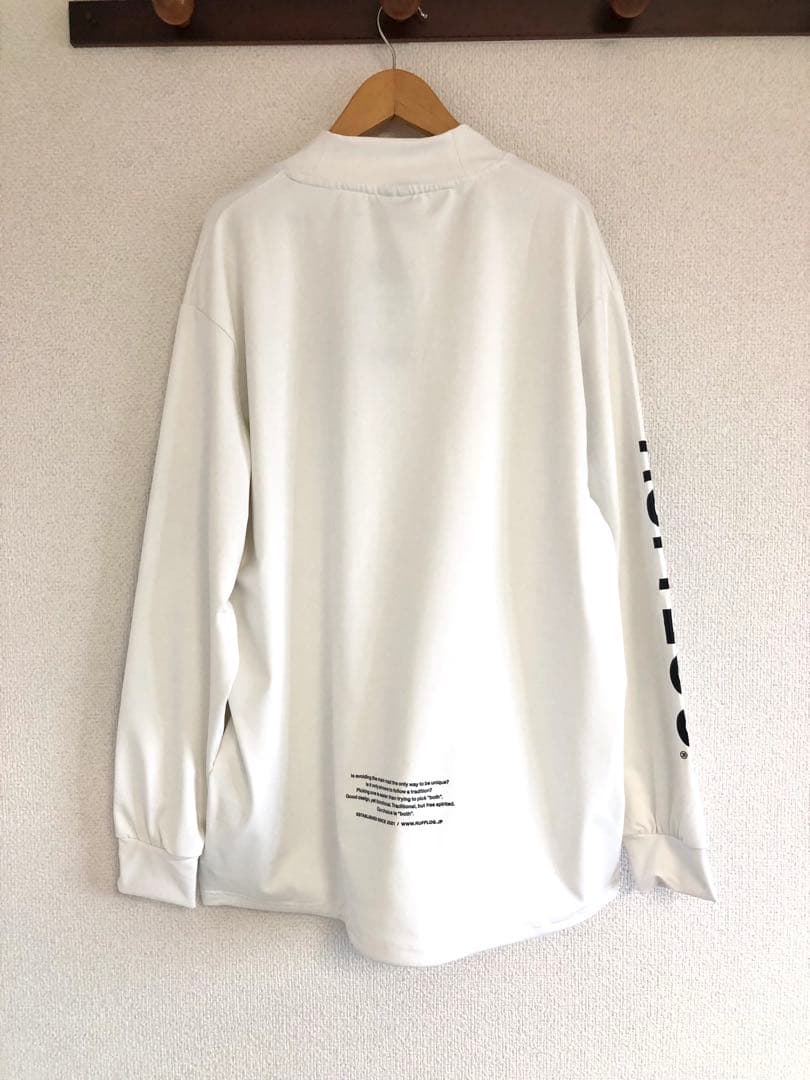今期　ラフロッグ　RUFFLOG MOCK NECK ホワイト