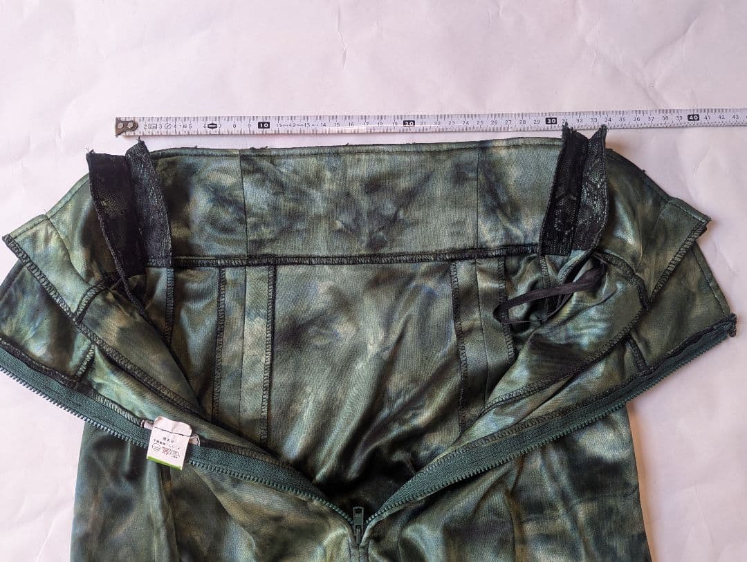 フラメンコ ツーピース ドレス グリーン レース フリル ナジャハウス Mサイズ