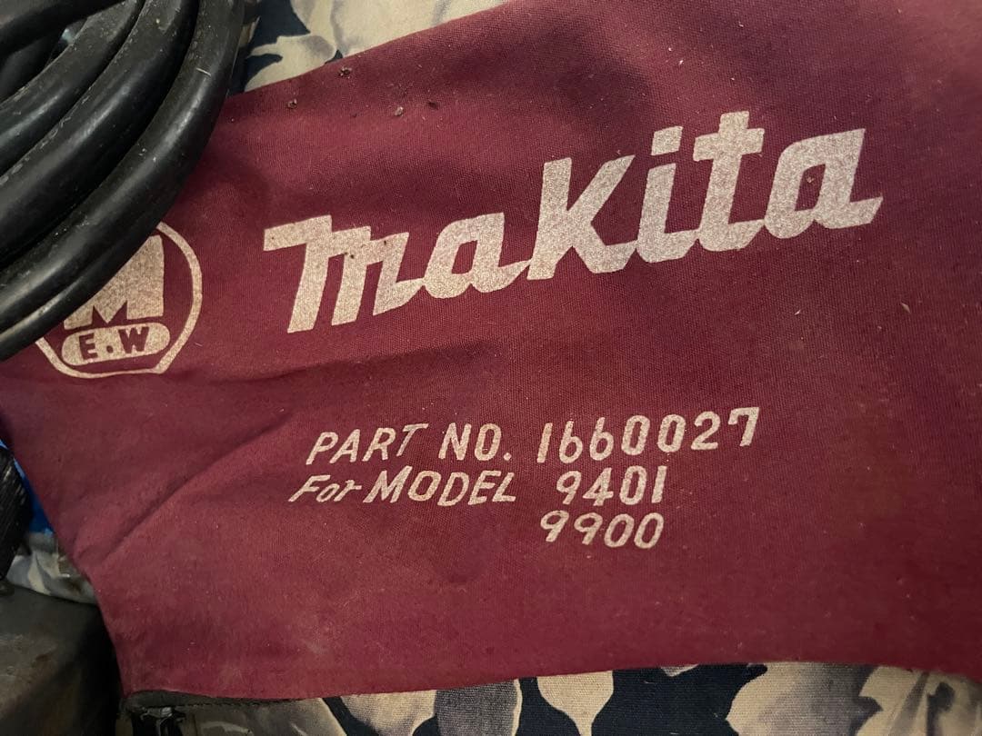 makita  電動ベルトサンダー  9401  交換用サンド未使用3枚付