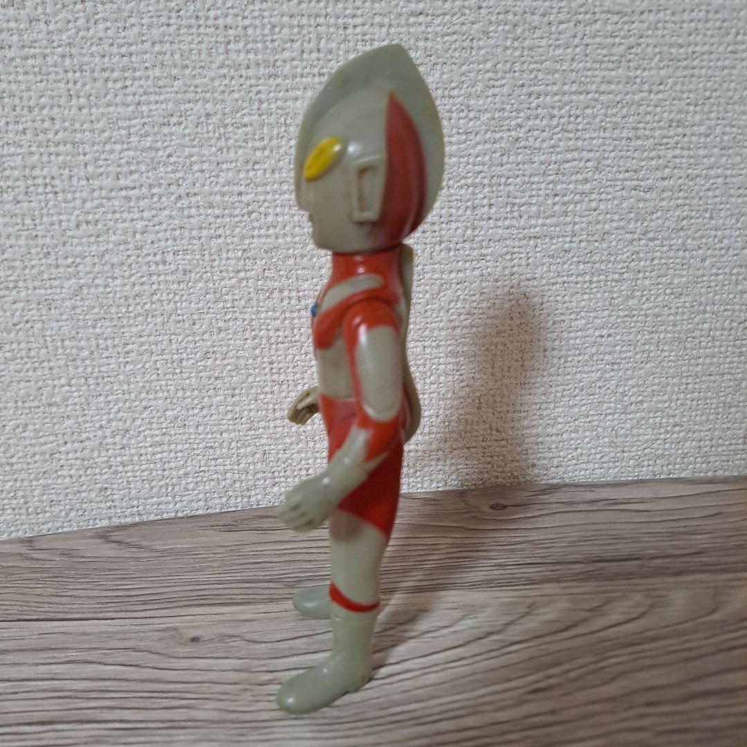 ソフビ　帰ってきたウルトラマン　無版権　刻印なし　パチ　ミドルサイズ