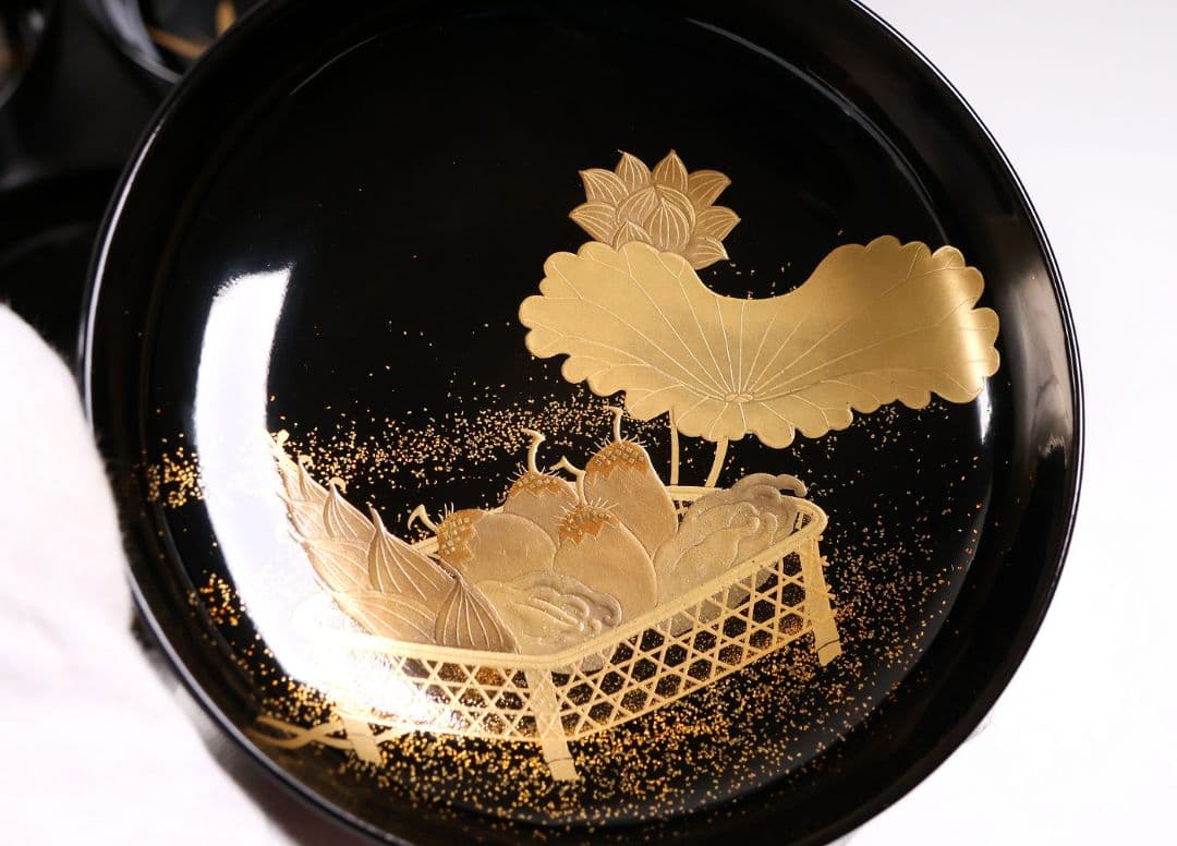 【CM412】天然木漆塗 加賀蒔絵 蓮と野菜金蒔絵 黒煮物椀 五客 漆器 昭和期