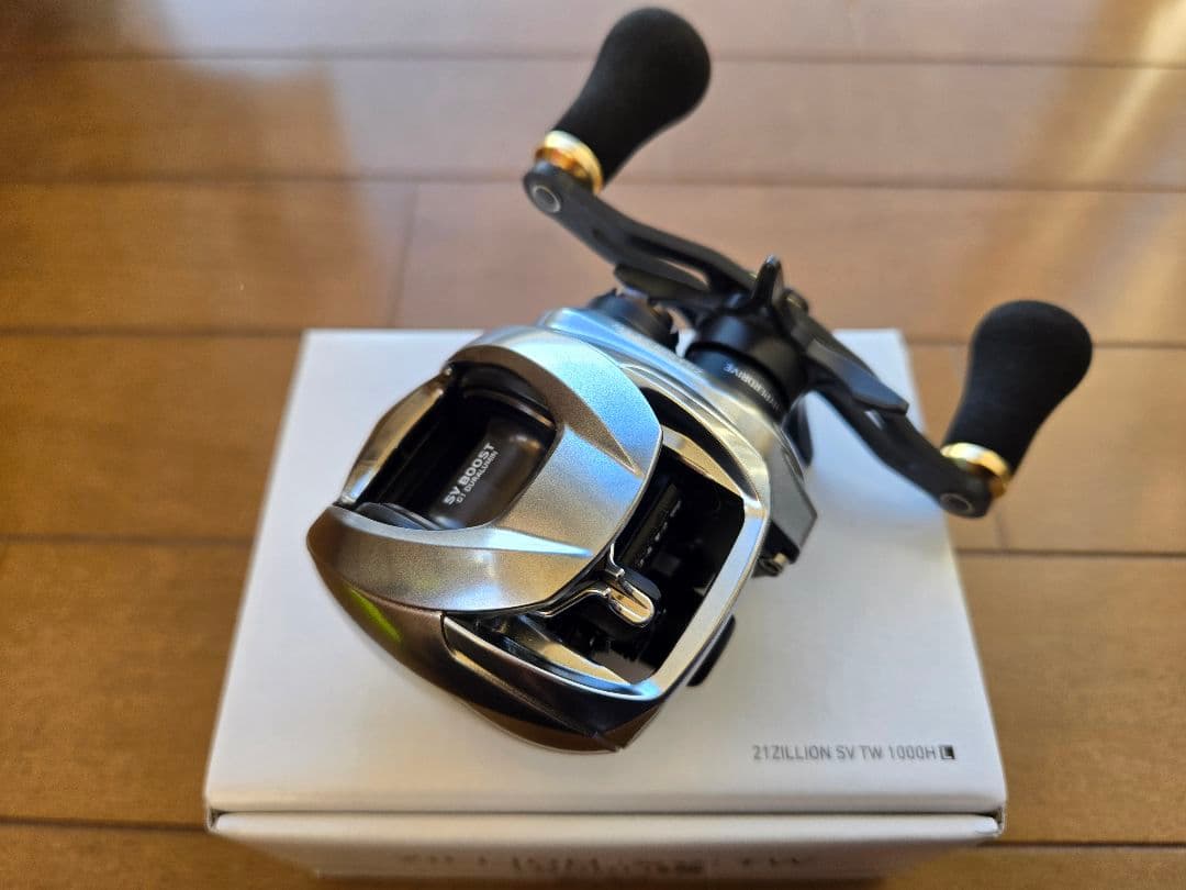 【美品】Daiwa　ダイワ　21ジリオンSVTW 100HL
