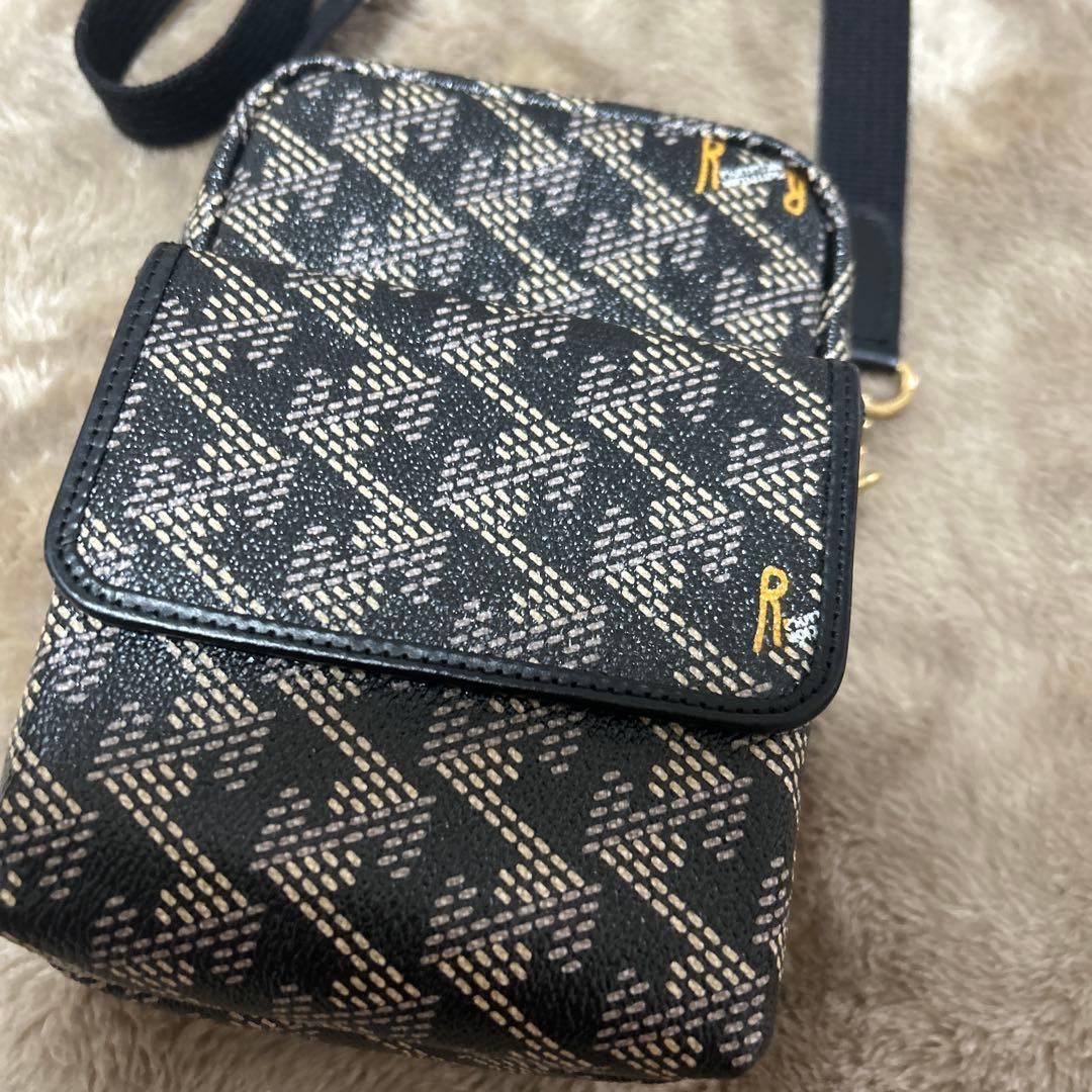 レザレクション　ショルダーバック