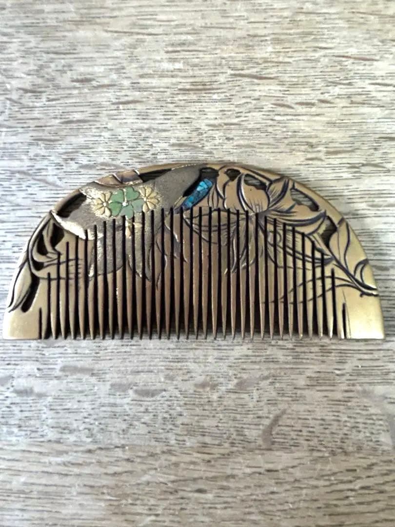 ゴールド螺鈿細工透かし模様櫛とかんざしセット　箱入り