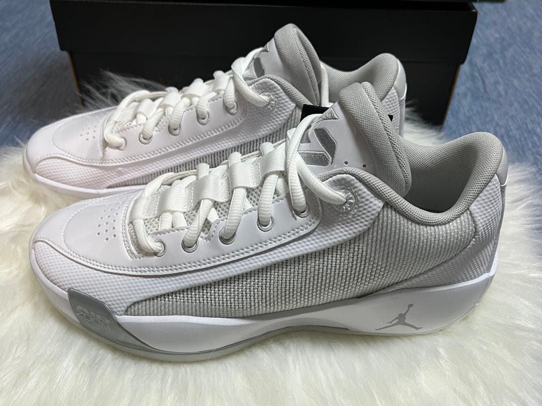 JORDAN LUKA .77 PFジョーダン・ルカ .77 PF 26.5㎝