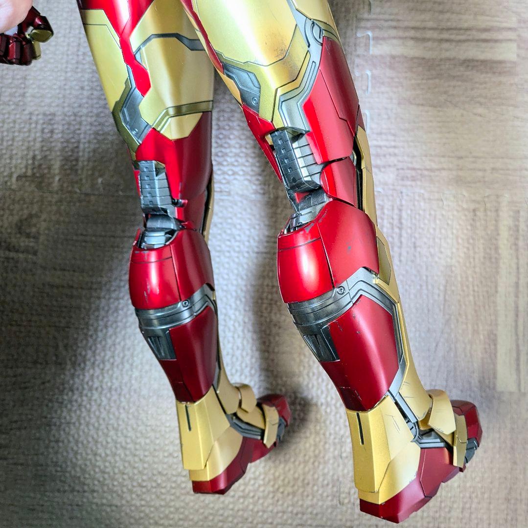 ホットトイズ 1/4 QS008 アイアンマン マーク42 　スタンド欠品