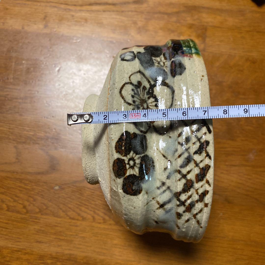 織部　沓形茶碗