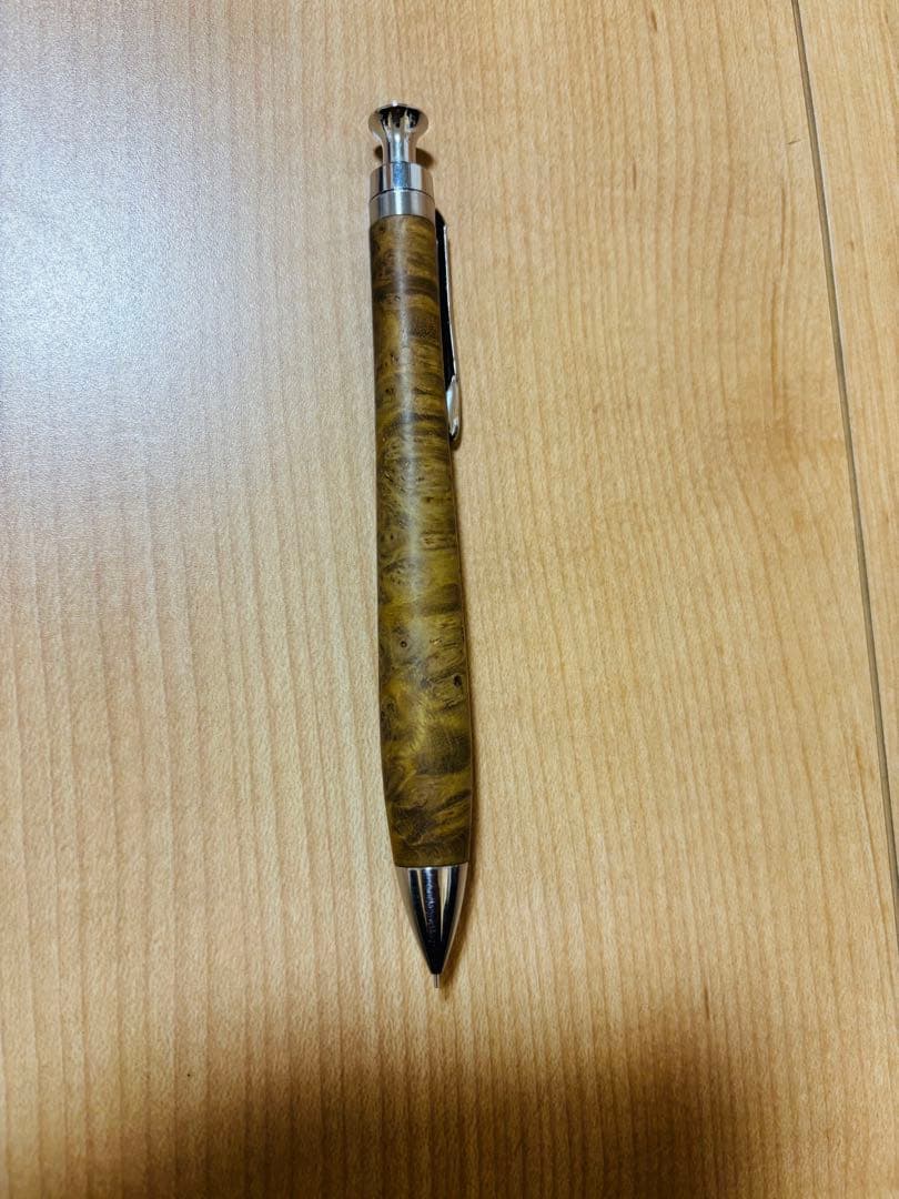 こぶた工房　シャーペン　樹種不明