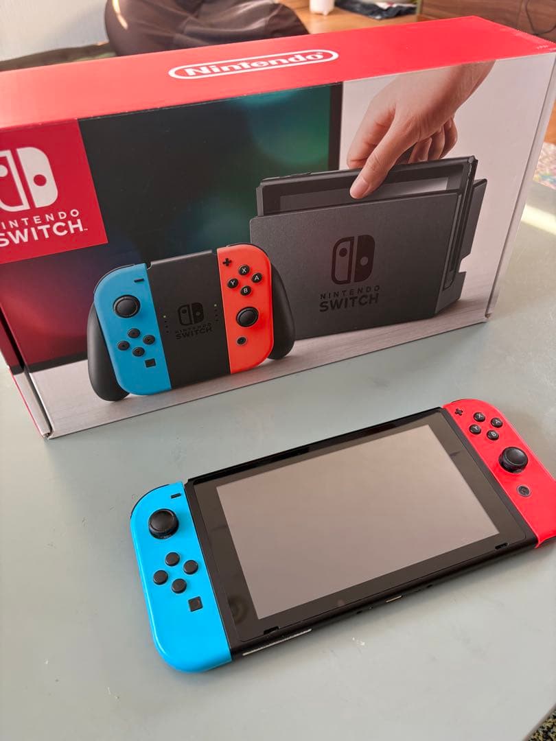 Nintendo Switch 本体 赤/青 付属品付き