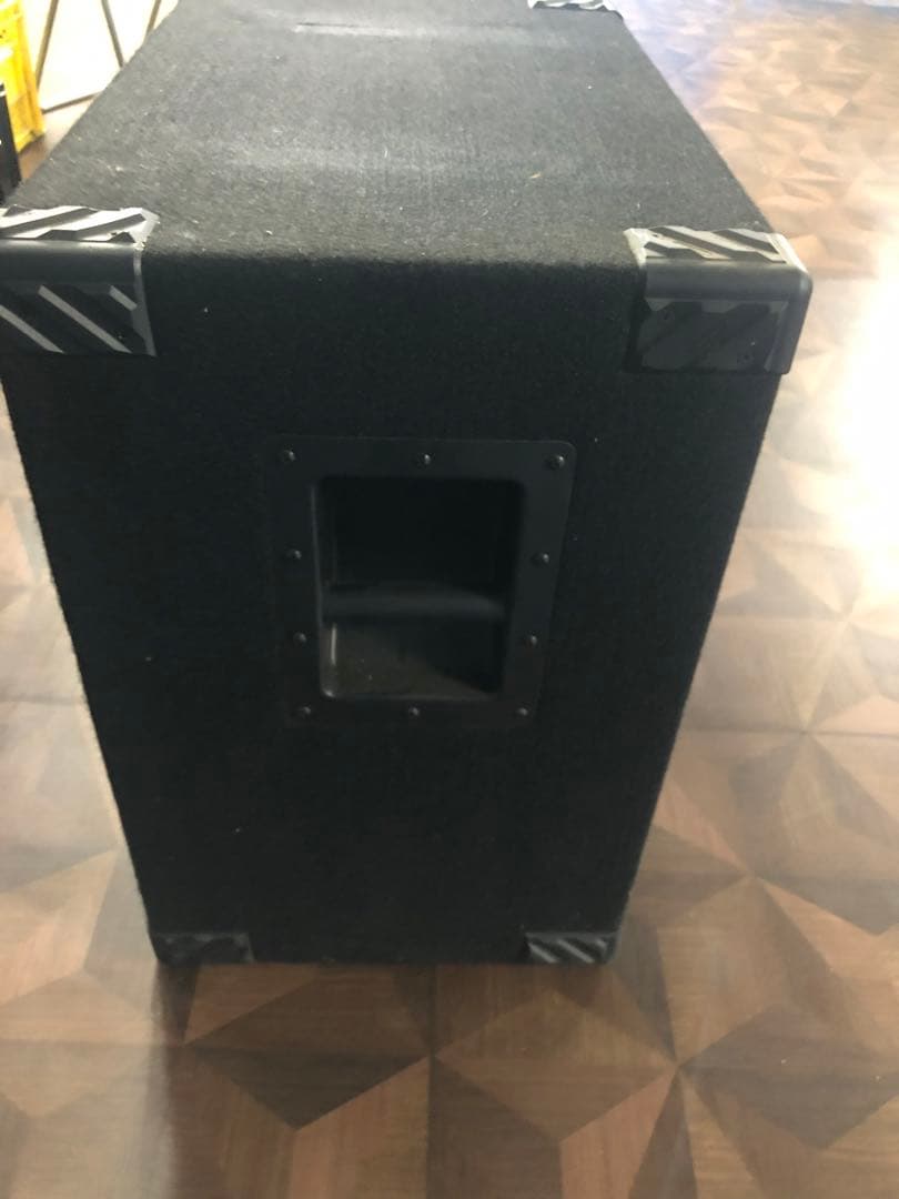 Hartke XL Series 410XL ベースキャビネット　引き