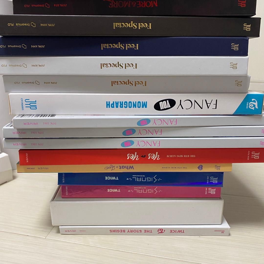 TWICE 複数アルバムセット　おまけ付き