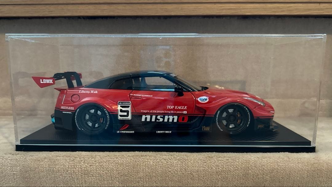 LIBERTY WALK Nismo GT-R 1/18イグニッションモデル