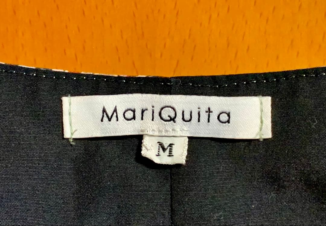 フラメンコ衣装　Mari Quita 上下➕ブラウス➕ウエストリボンの4点セット