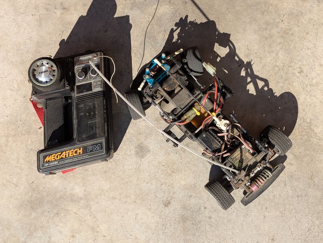 MEGATECH FM 電動ラジコンカー